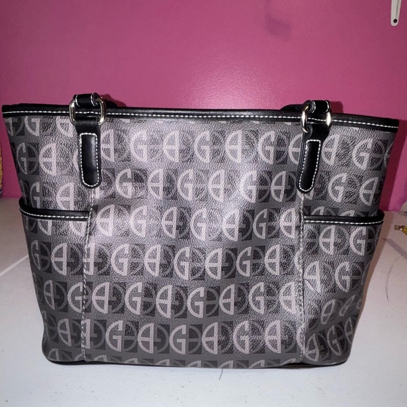 Giani Bernini Black and Gray Logo Tote - Picture 2 of 12